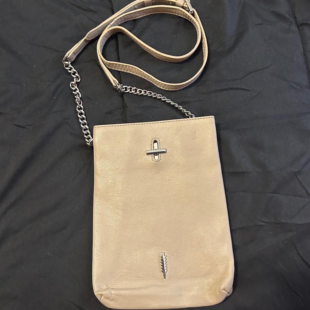 Thacker Crossbody
